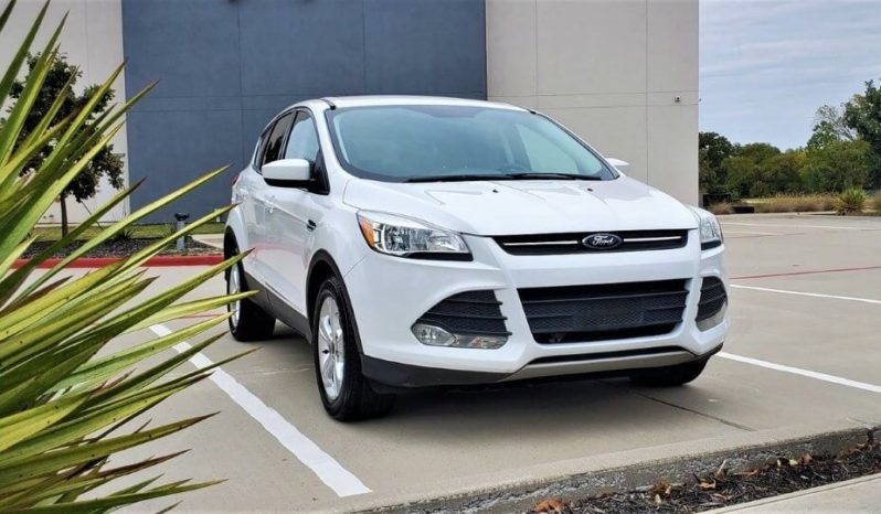 2015 Ford Escape SE Sport Utility Vehicle, Clean Title SUV full