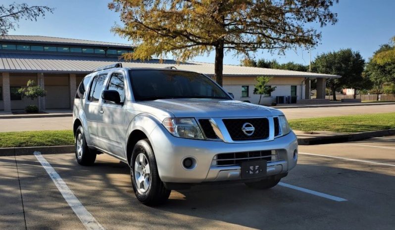 2012 Nissan Pathfinder S Sport Utility Vehicle, Clean Title SUV full