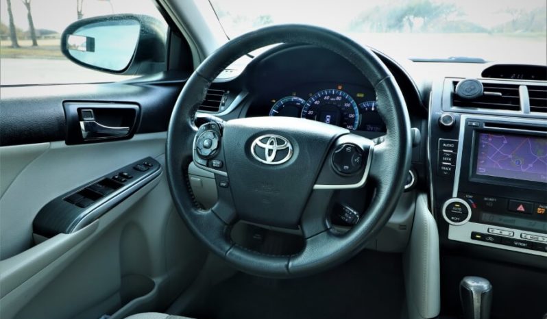 2013 Toyota Camry XLE full